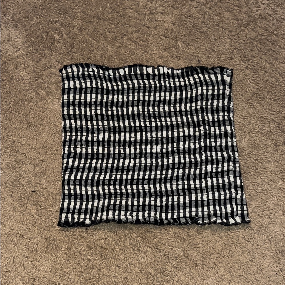 Black and White Checkered Crop Top